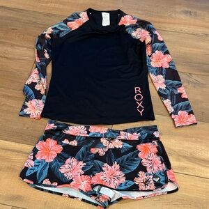 Roxy Women's Endless Summer long  board short size  L
